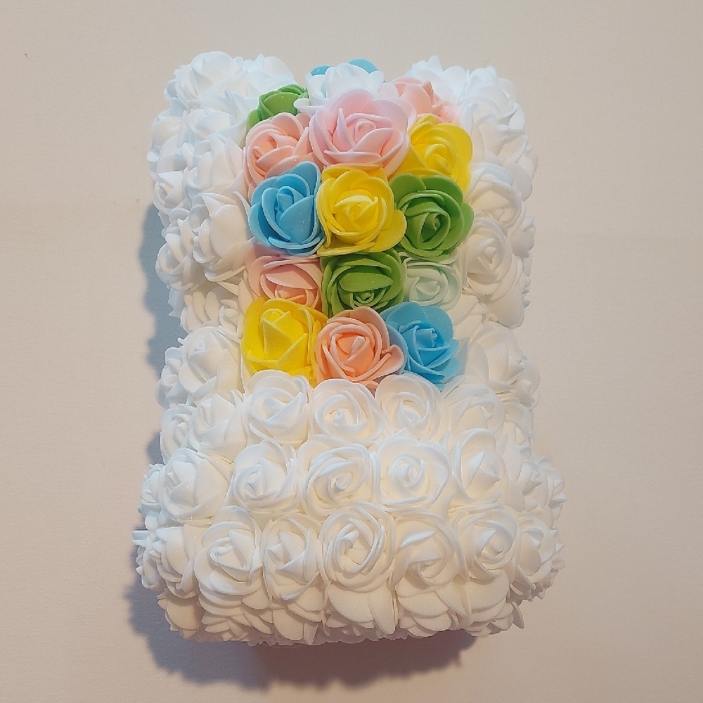 Unicorn Made Of Roses - Picture 2 of 7